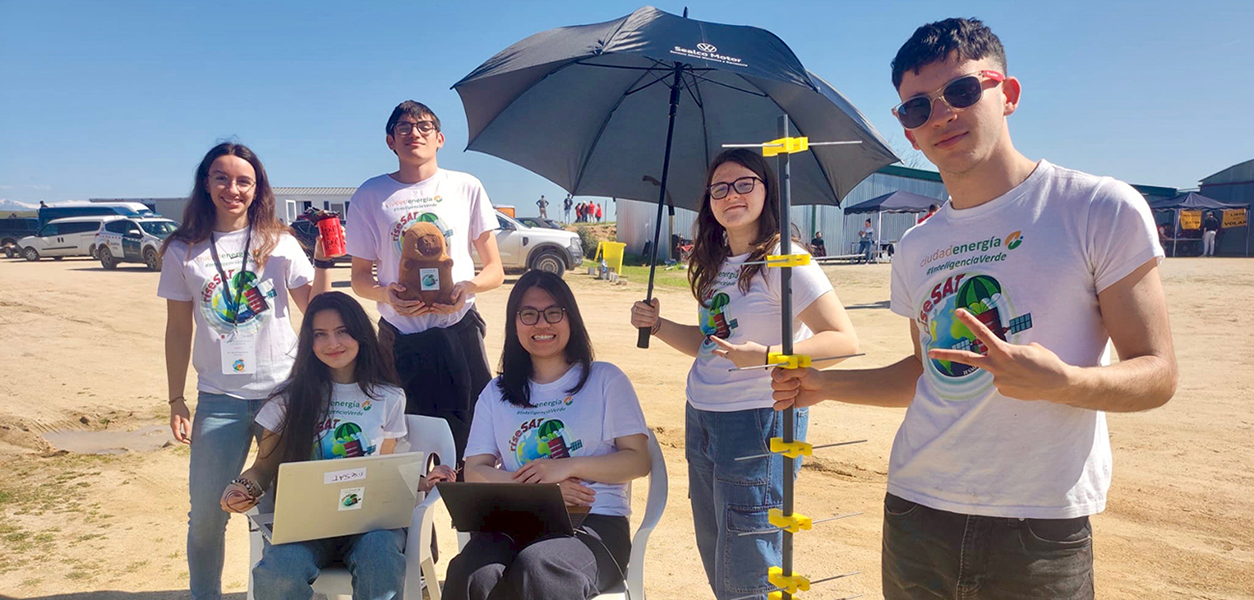 El IES Miguel Hernández de Móstoles finalista en la Comunidad de Madrid de la IV edición del proyecto educativo europeo CanSat