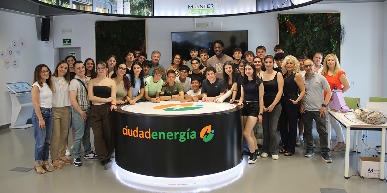 Berta Molina con los alumnos