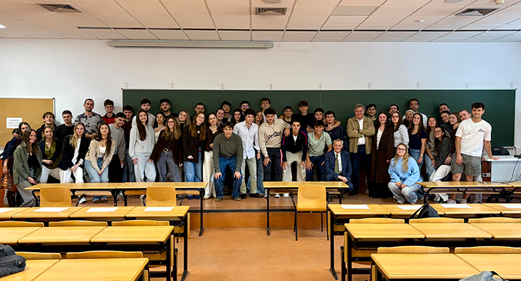 Master Battery y el Departamento de Economía de la Empresa de la URJC organizan un caso práctico sobre una operación logística de baterías
