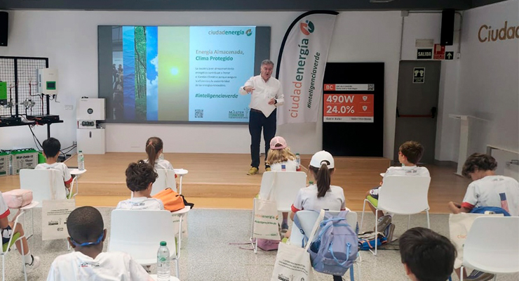 El alumnado de 3º de Primaria del Colegio Internacional Americano Casvi visita Ciudadenergía