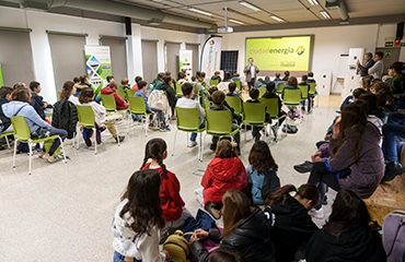 Recepción de Juan Carlos Hernández, CEO de Master Battery, a los alumnos del Colegio Hans Christian Andersen de Rivas-Vaciamadrid